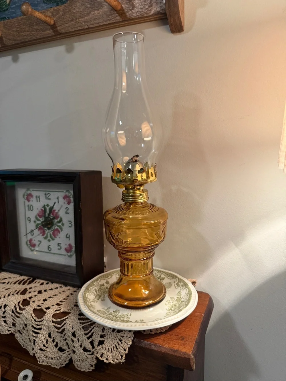 Amber Glass Lantern Oil Lamp - Honey Amber Decorative Lantern